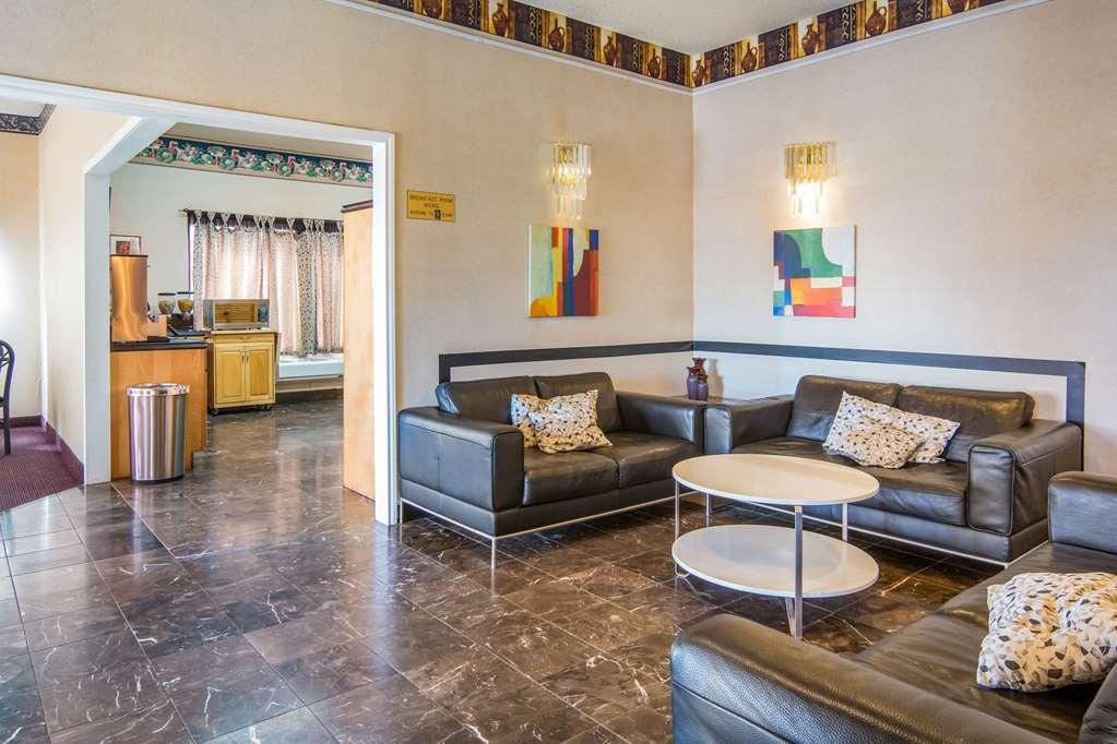 Econo Lodge Inn & Suites Sweetwater I-20 Interior photo