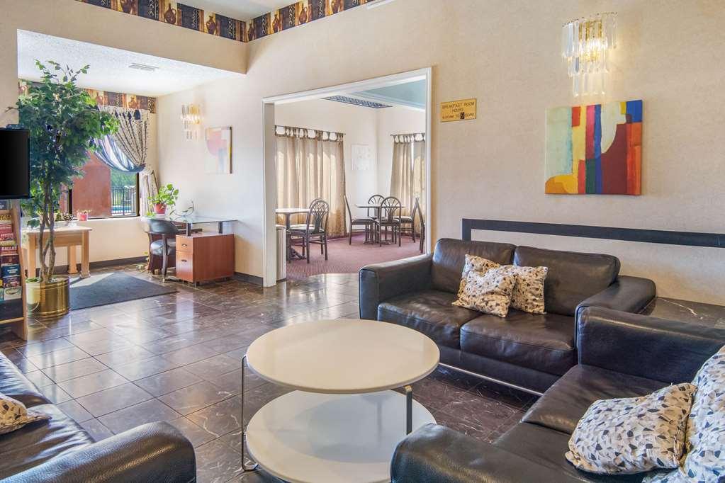 Econo Lodge Inn & Suites Sweetwater I-20 Interior photo