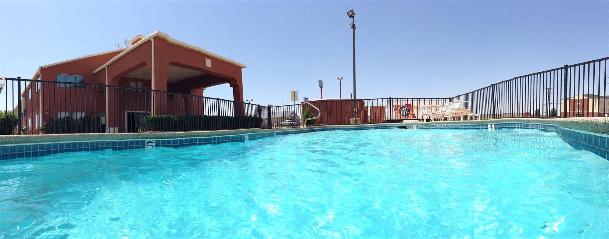 Econo Lodge Inn & Suites Sweetwater I-20 Exterior photo